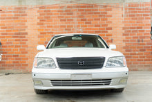 Load image into Gallery viewer, 1998 Toyota Celsior Type C