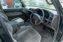 Load image into Gallery viewer, 1998 Nissan Safari GranRoad