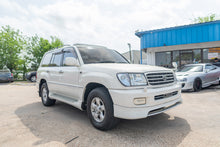 Load image into Gallery viewer, 1999 Toyota Land Cruiser