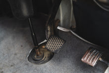 Load image into Gallery viewer, 1996 Subaru Sambar