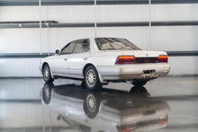 Load image into Gallery viewer, 1989 Nissan Laurel