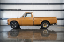Load image into Gallery viewer, 1975 Mazda Repu