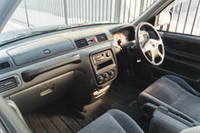 Load image into Gallery viewer, 1996 Honda CRV