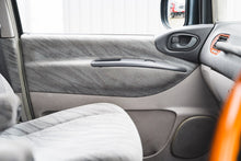 Load image into Gallery viewer, 1995 Mitsubishi Delica