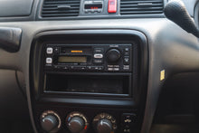 Load image into Gallery viewer, 1996 Honda CRV