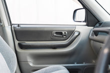 Load image into Gallery viewer, 1996 Honda CRV