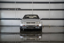 Load image into Gallery viewer, 1993 Nissan Skyline GTS-25T
