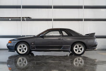 Load image into Gallery viewer, 1990 Nissan Skyline GTR