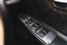 Load image into Gallery viewer, 1997 Nissan Stagea RS4-V