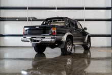 Load image into Gallery viewer, 1996 Toyota Hilux