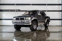 Load image into Gallery viewer, 1996 Toyota Hilux