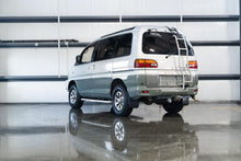 Load image into Gallery viewer, 1995 Mitsubishi Delica