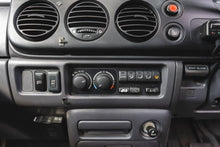 Load image into Gallery viewer, 1995 Honda Stepwgn