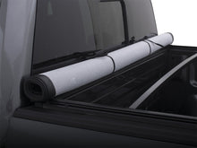 Load image into Gallery viewer, Lund 17-23 Ford F-250/350 Super Duty (6.8ft. Bed) Genesis Snap Tonneau Cover - Black