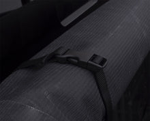 Load image into Gallery viewer, Lund 07-17 Chevy Silverado 1500 (6.5ft. Bed) Genesis Roll Up Tonneau Cover - Black