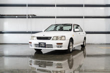 Load image into Gallery viewer, 1996 Nissan Bluebird