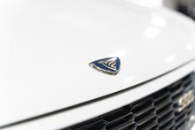 Load image into Gallery viewer, 1996 Nissan Bluebird