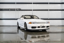 Load image into Gallery viewer, 1993 Nissan Skyline GTS-T