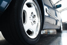 Load image into Gallery viewer, 1996 Mercedes E320 Avantgarde