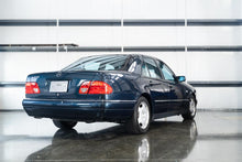Load image into Gallery viewer, 1996 Mercedes E320 Avantgarde