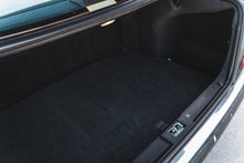Load image into Gallery viewer, 1996 Mercedes E320 Avantgarde