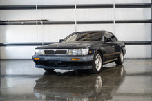 Load image into Gallery viewer, 1989 Nissan Laurel