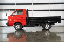 Load image into Gallery viewer, 1988 Nissan Vanette