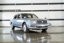Load image into Gallery viewer, 1997 Toyota Century V12