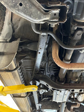 Load image into Gallery viewer, 1996 Toyota Hilux