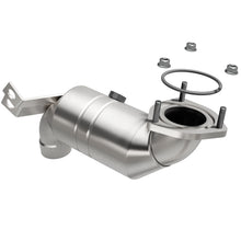 Load image into Gallery viewer, Magnaflow Conv DF 02-03 Jaguar X-Type Rear