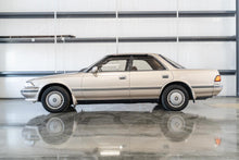 Load image into Gallery viewer, 1990 Toyota Mark II