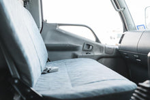 Load image into Gallery viewer, 1995 Mitsubishi Canter