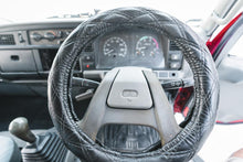 Load image into Gallery viewer, 1995 Mitsubishi Canter