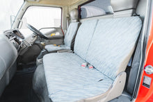 Load image into Gallery viewer, 1995 Mitsubishi Canter