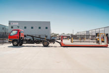 Load image into Gallery viewer, 1995 Mitsubishi Canter