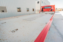 Load image into Gallery viewer, 1995 Mitsubishi Canter