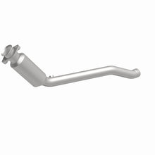 Load image into Gallery viewer, MagnaFlow DF Conv 2010-2013 Landrover LR4 V8 5 OEM Underbody