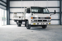 Load image into Gallery viewer, 1988 Isuzu Elf
