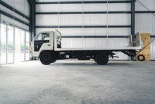 Load image into Gallery viewer, 1988 Isuzu Elf