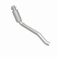 Load image into Gallery viewer, MagnaFlow DF Conv 2010-2013 Landrover LR4 V8 5 OEM Underbody