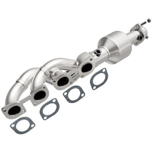 Load image into Gallery viewer, Magnaflow Conv DF 04-05 BMW 545I 4.4L P/S