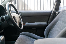 Load image into Gallery viewer, 1996 Nissan Gloria