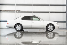 Load image into Gallery viewer, 1997 Toyota Celsior