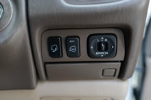 Load image into Gallery viewer, 1997 Toyota Celsior