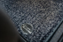 Load image into Gallery viewer, 1996 Nissan Gloria