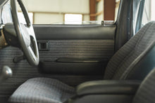 Load image into Gallery viewer, 1996 Toyota Hilux
