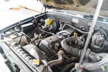 Load image into Gallery viewer, 1996 Toyota Hilux