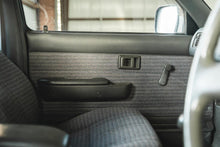 Load image into Gallery viewer, 1996 Toyota Hilux