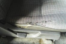 Load image into Gallery viewer, 1996 Toyota Hilux