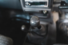 Load image into Gallery viewer, 1996 Toyota Hilux